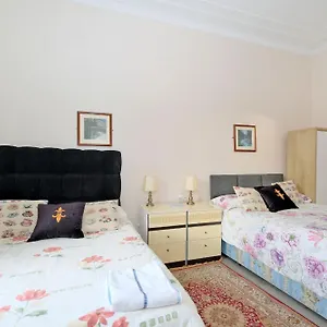 Grand Mansion 9 Beds Sleeps 17 Parking - Groups Aberdeen